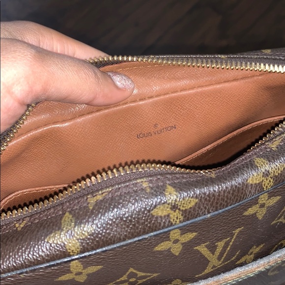 Louis Vuitton Authentic Compiegne Clutch 23 - Picture 7 of 13